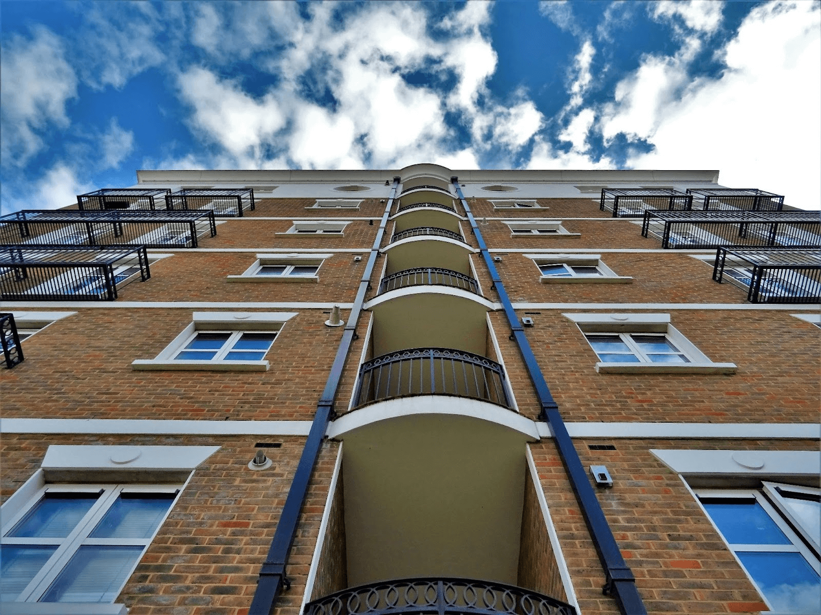 Air Rights The Unseen Role of Property Air Rights in Urban Living - WishesBirthdays